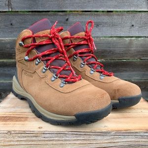 Women's Newton Ridge Waterproof Hiking Boot